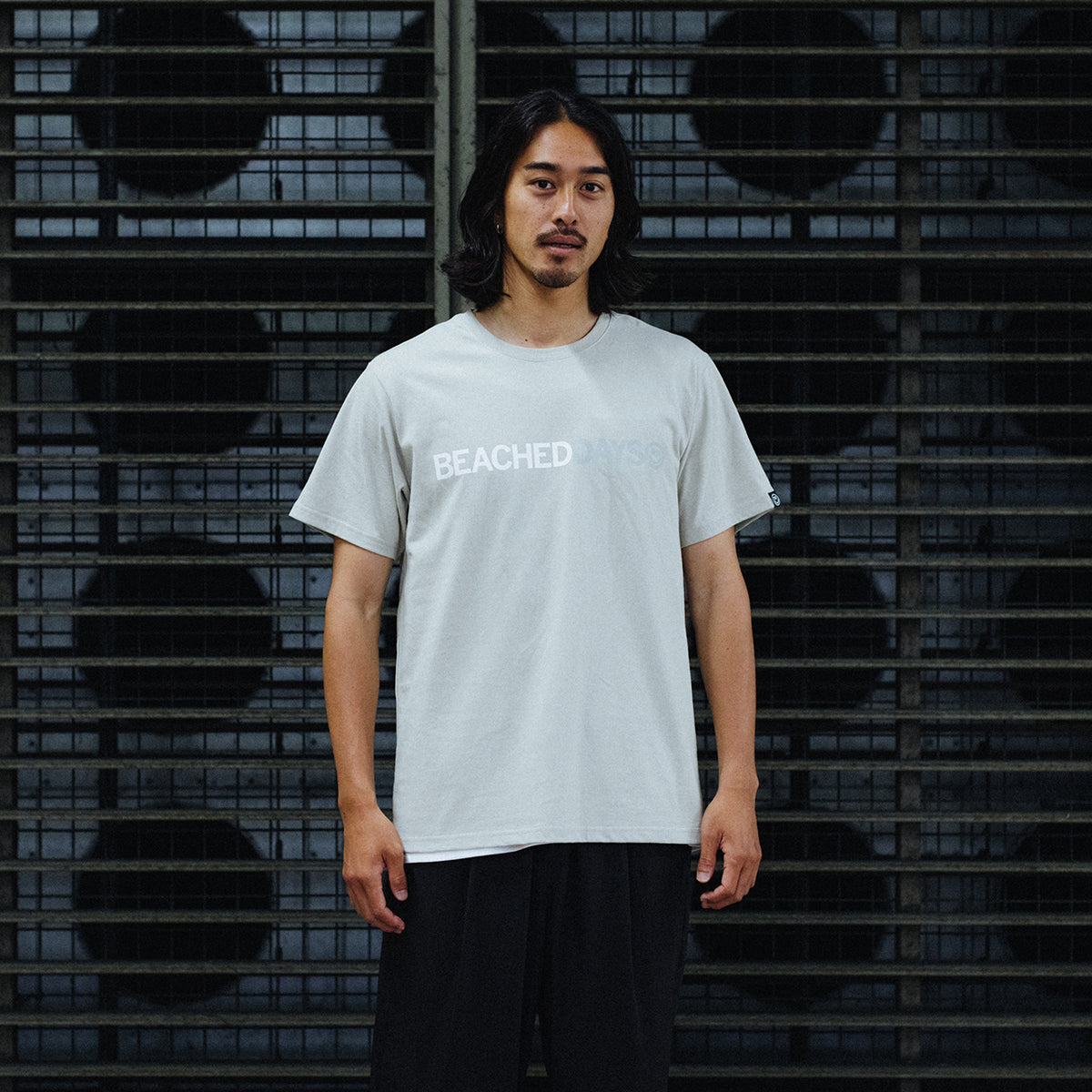 2トーンロゴ Tee