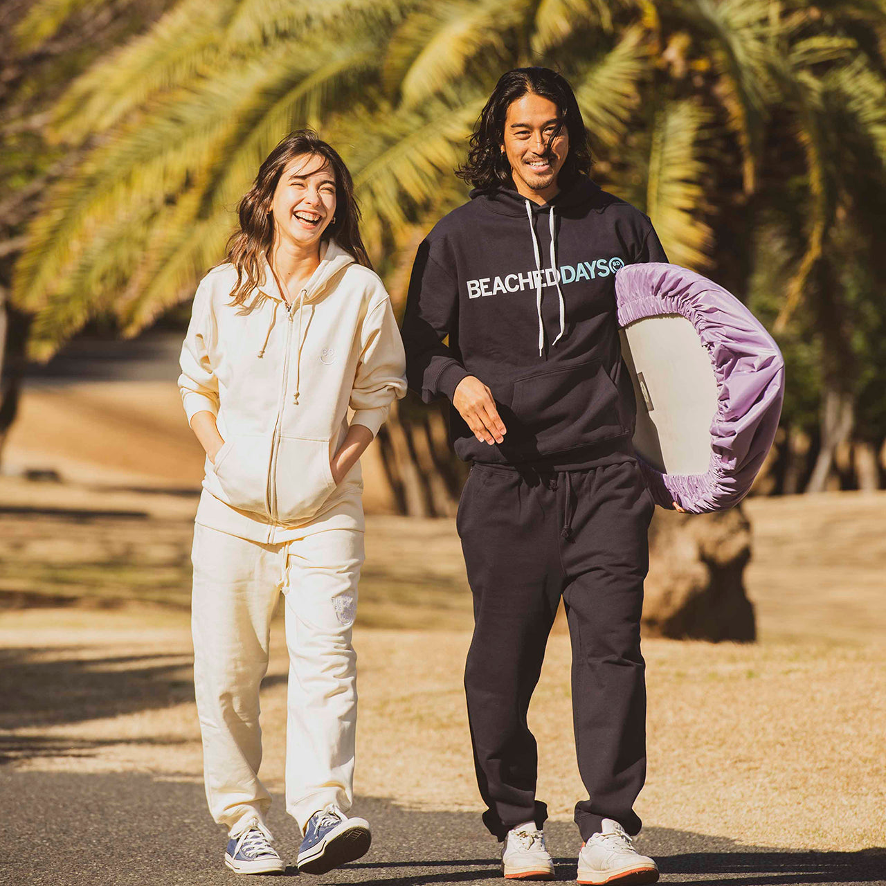 BDスマイル ジップアップ フーディー