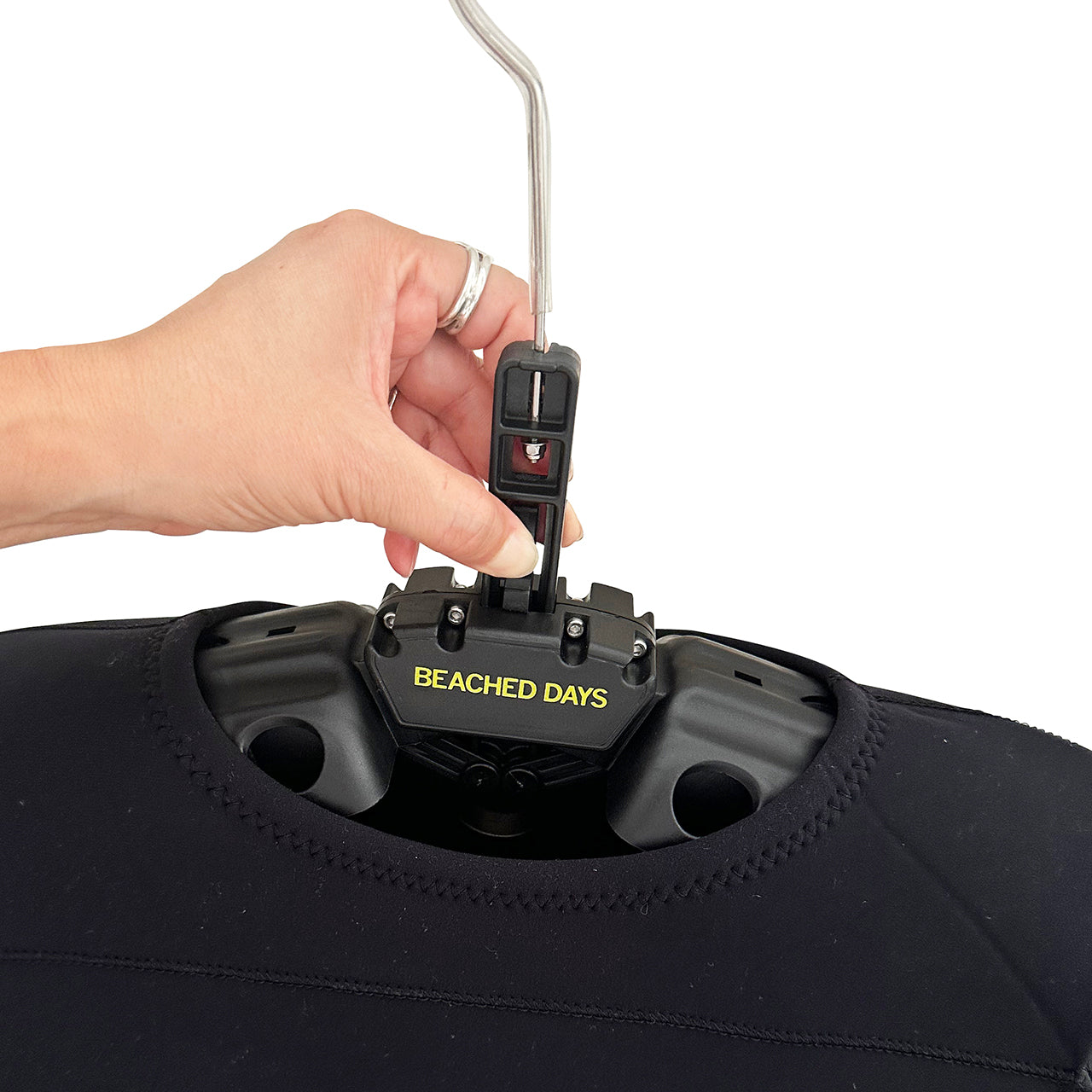 Folding Hanger