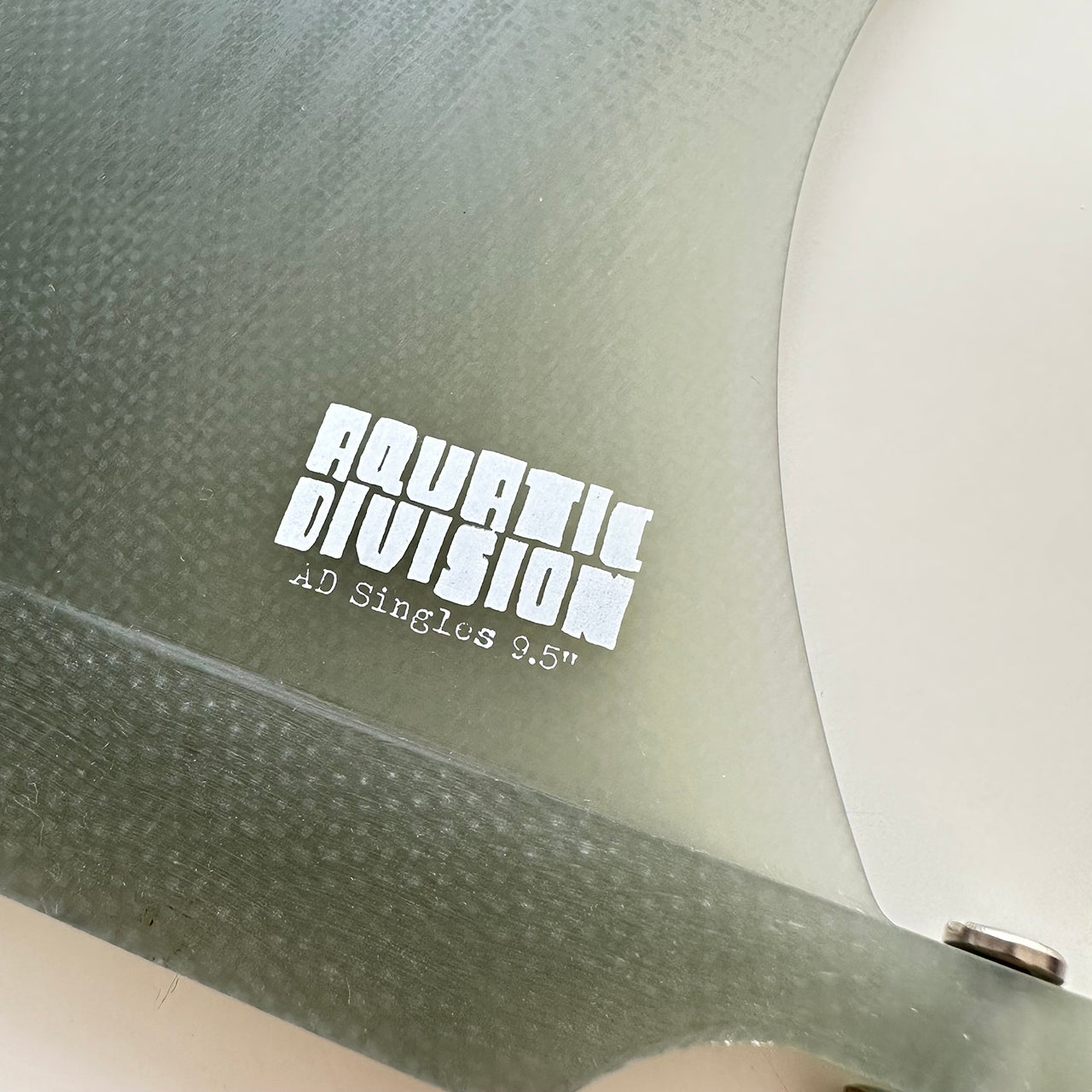 Aquatic Division Singles 9.5 inch
