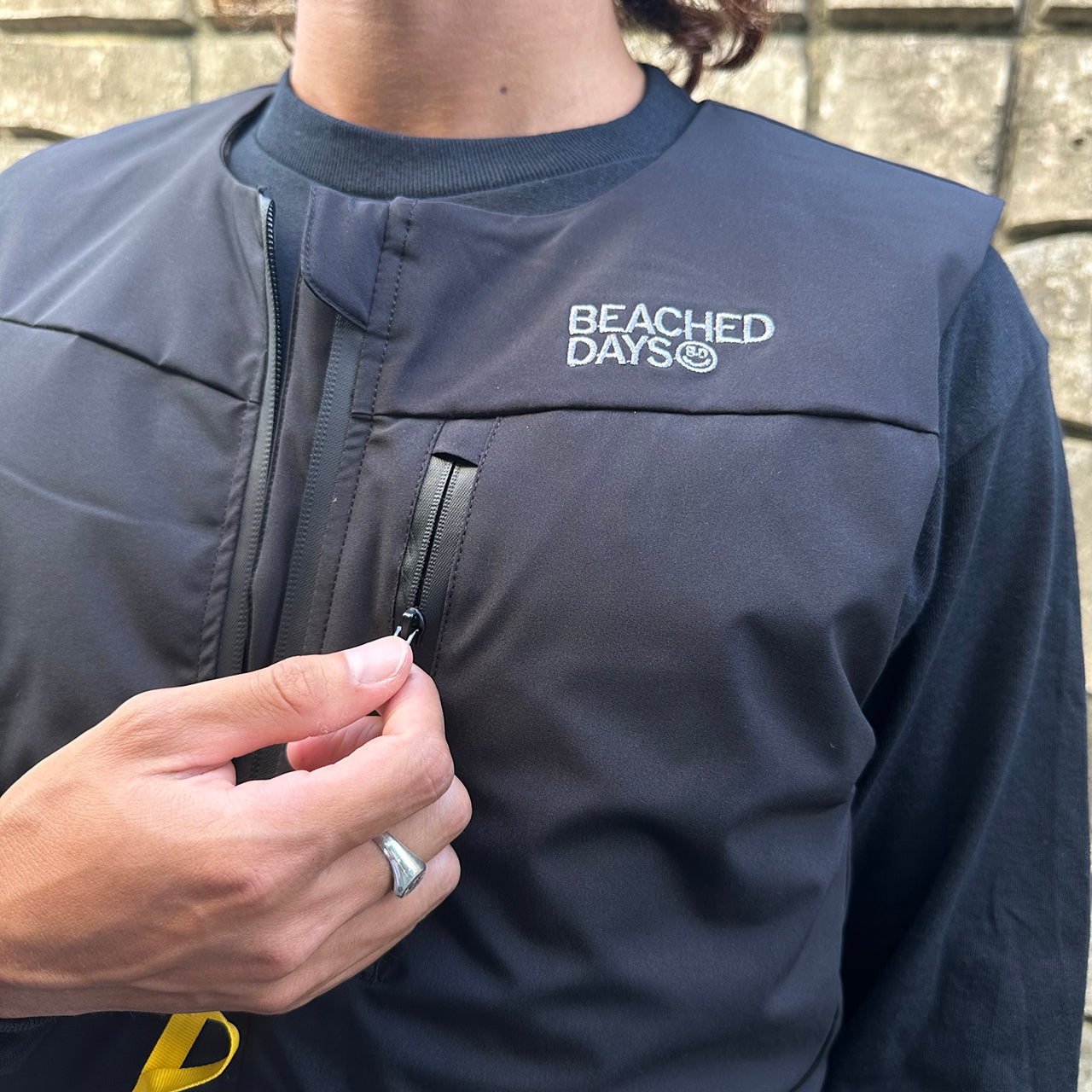 BD light vest
