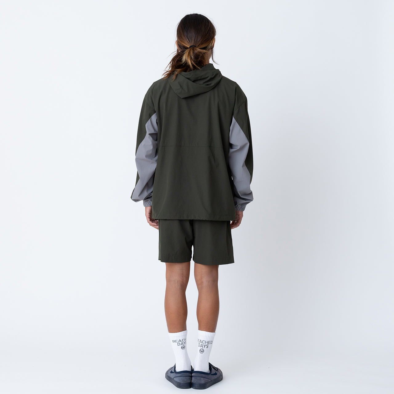 トリップ ショートパンツ