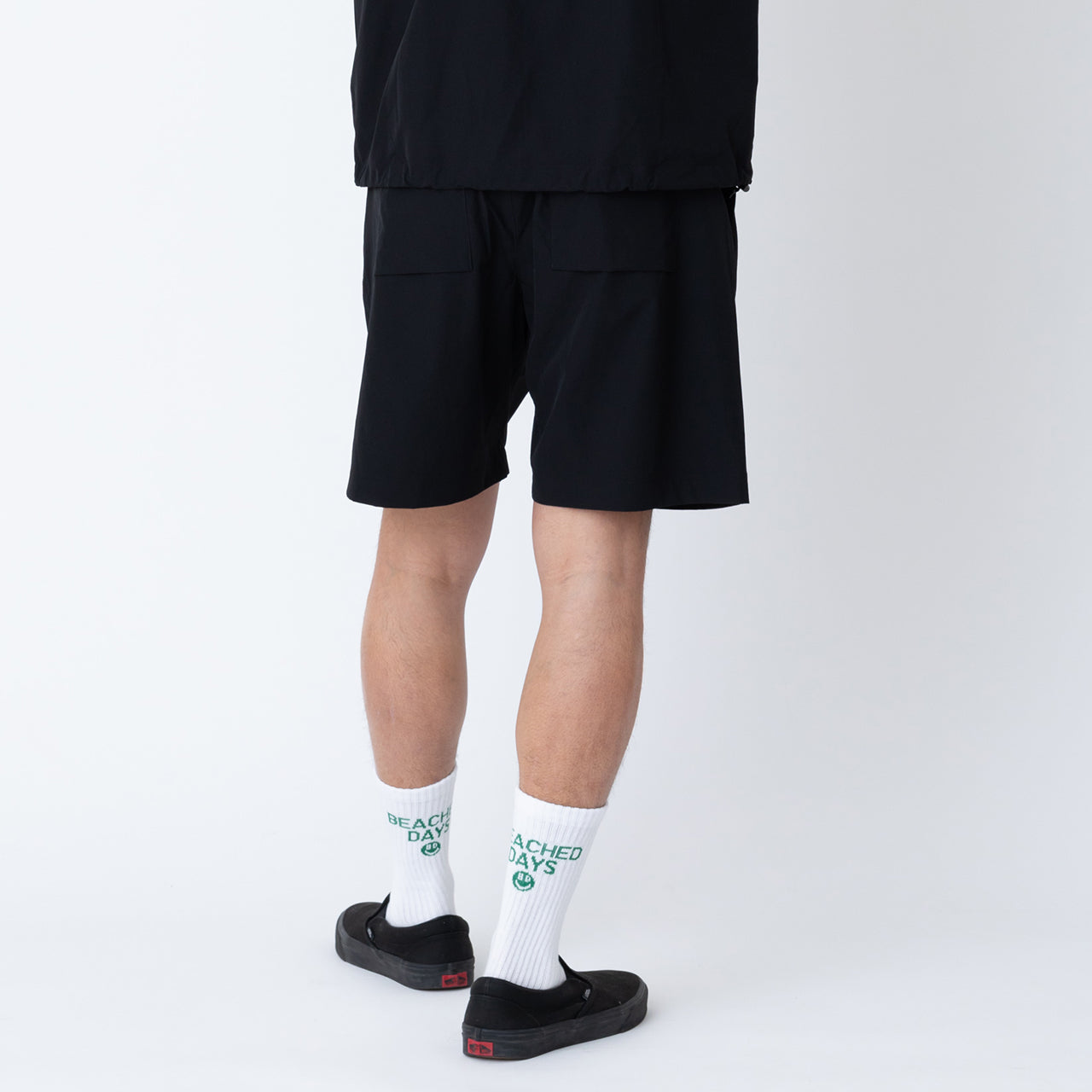 トリップ ショートパンツ