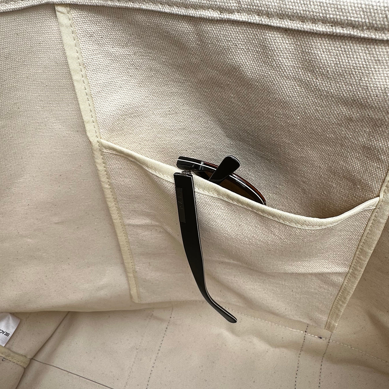 Graphic tote bag L