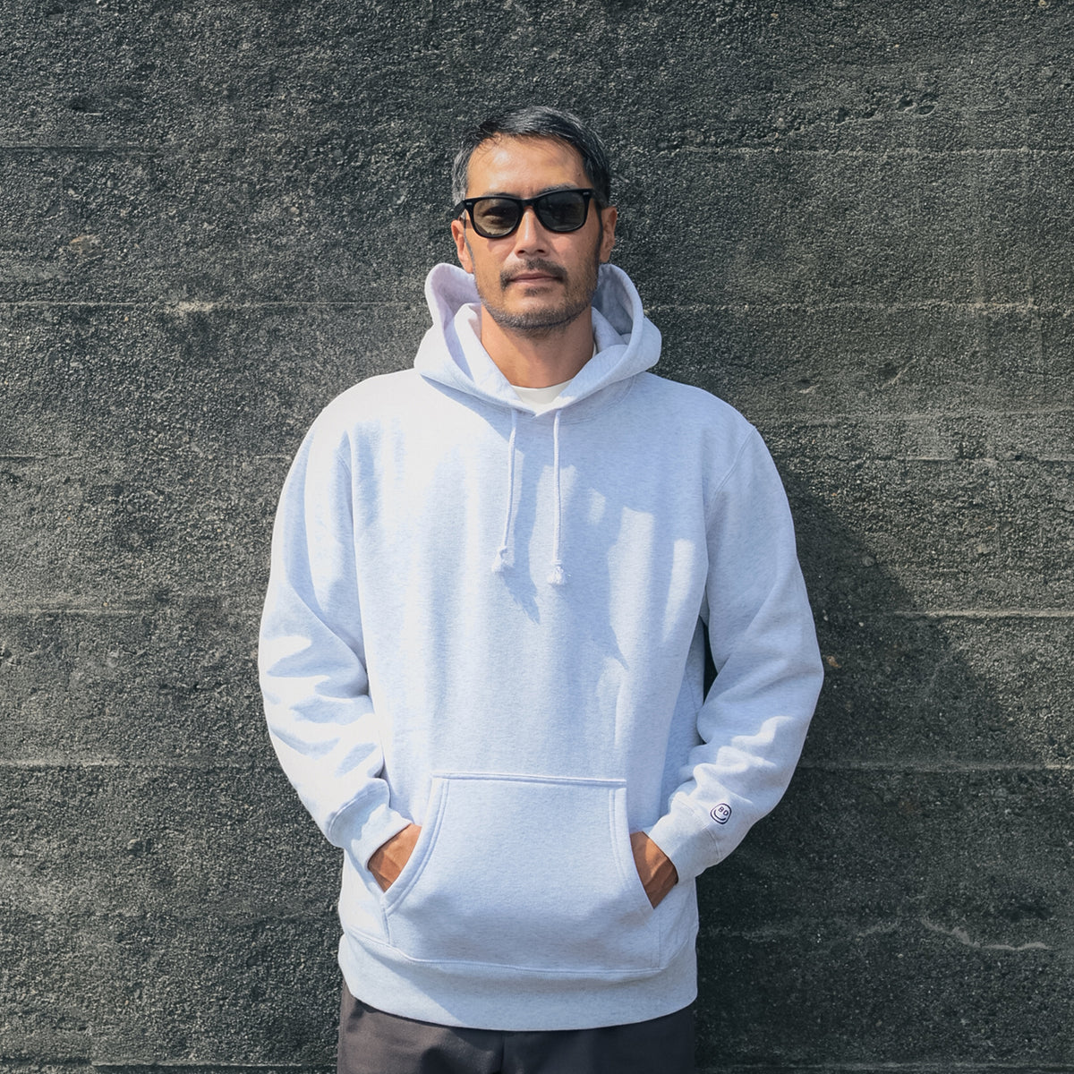pullover hoodie 