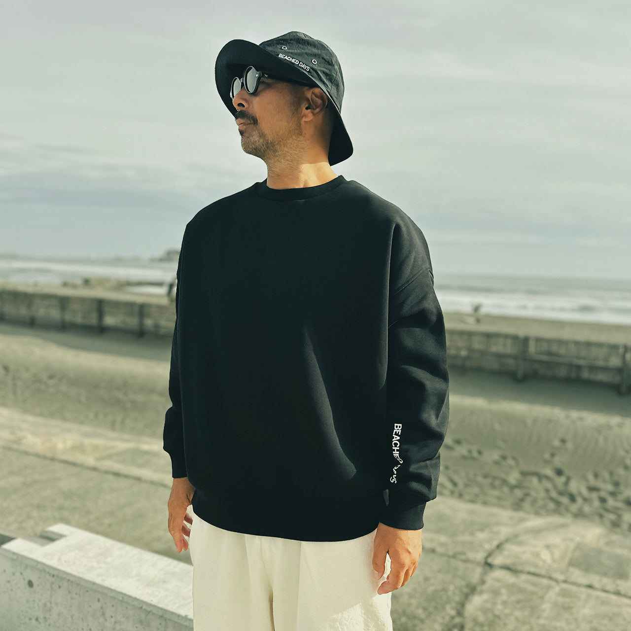 Oversized crew neck sweatshirt 