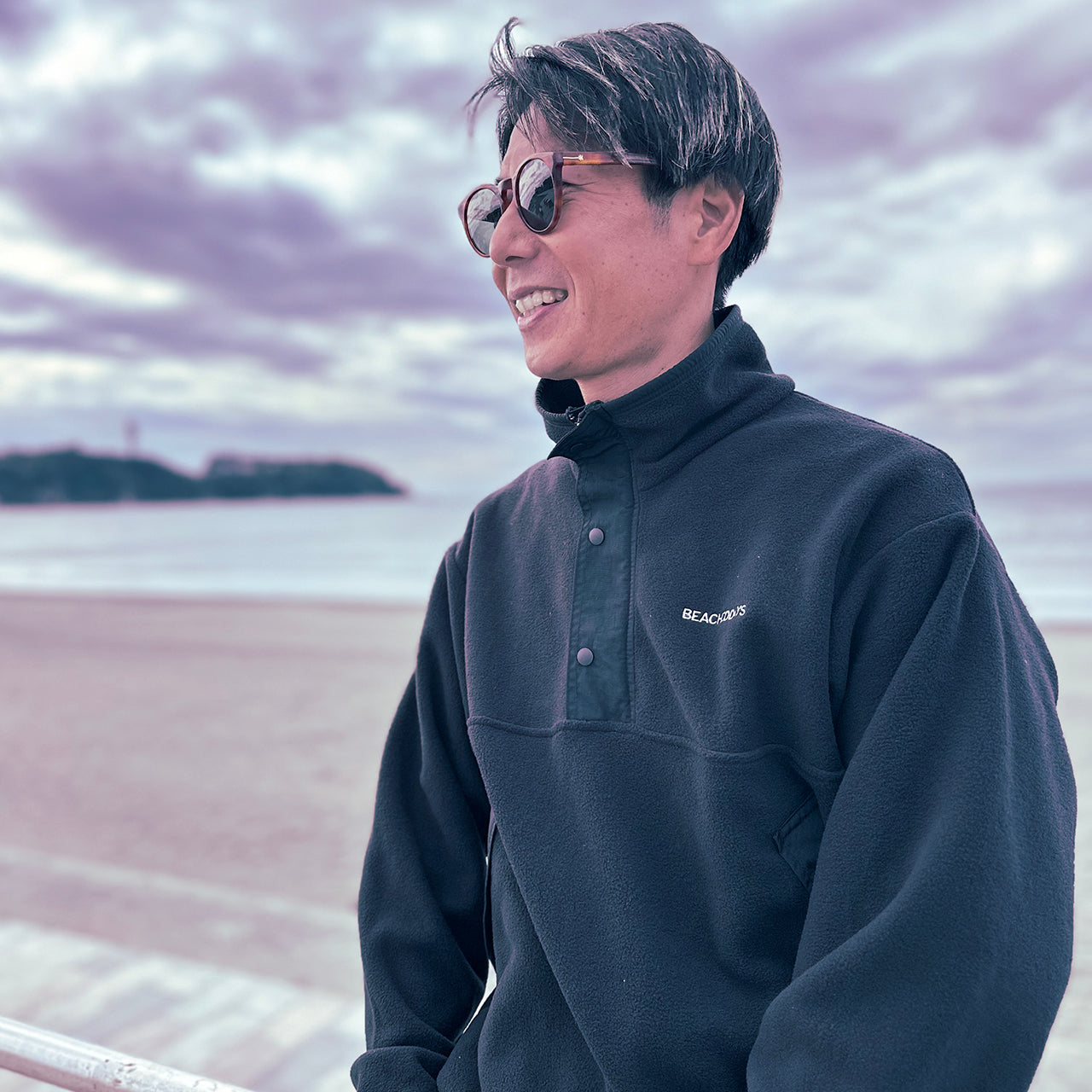 BEACHED DAYS official website