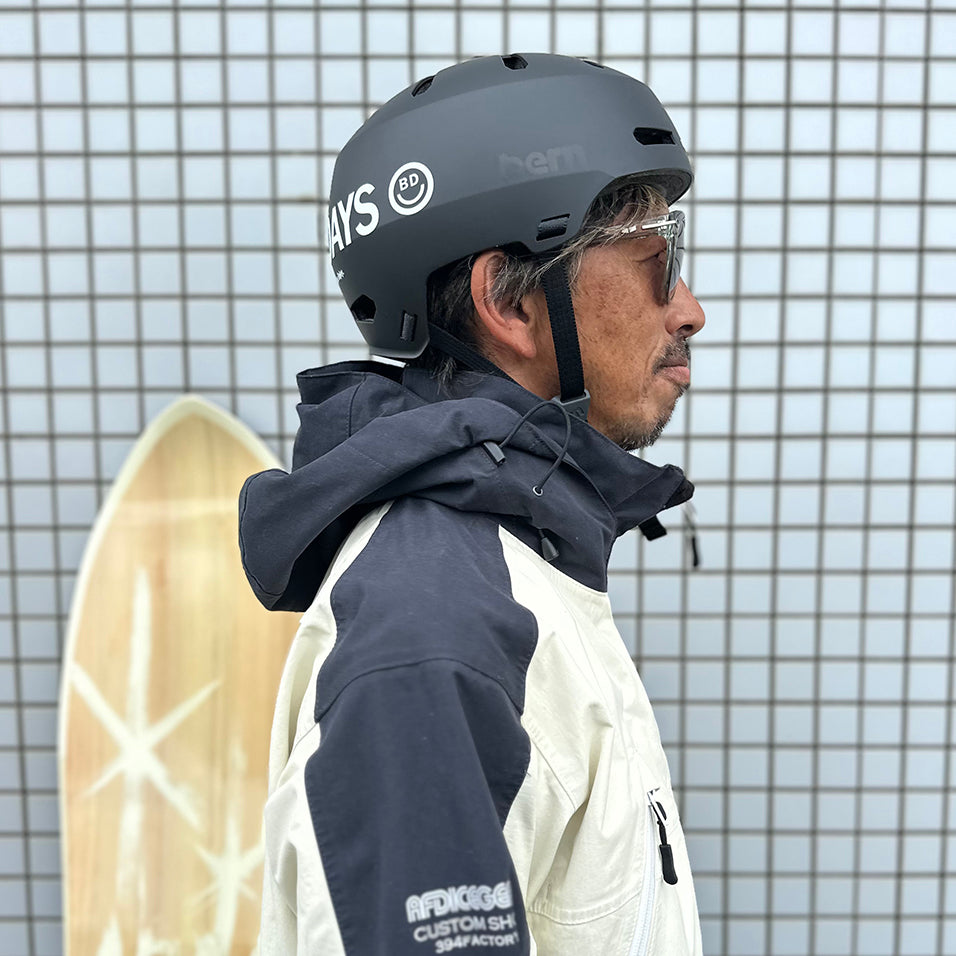 Beached Days ×bern MACON 2.0 ヘルメット